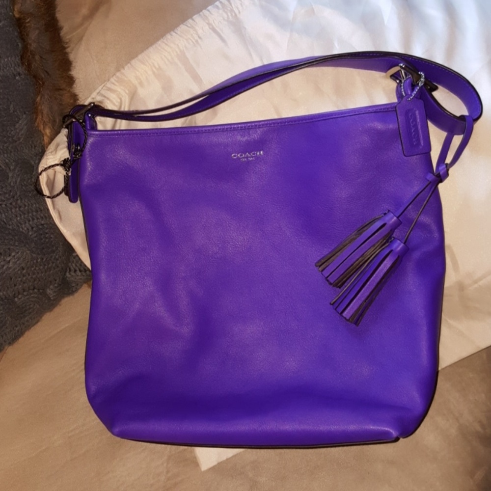 Purple Legacy Bucket Purse.          ITEM SOLD!!!